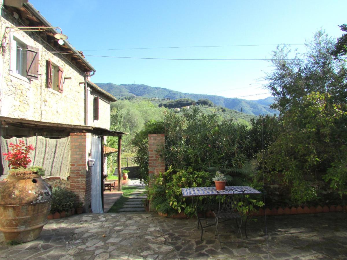 Gasthaus La Stanza Del Sole Matraia Exterior foto